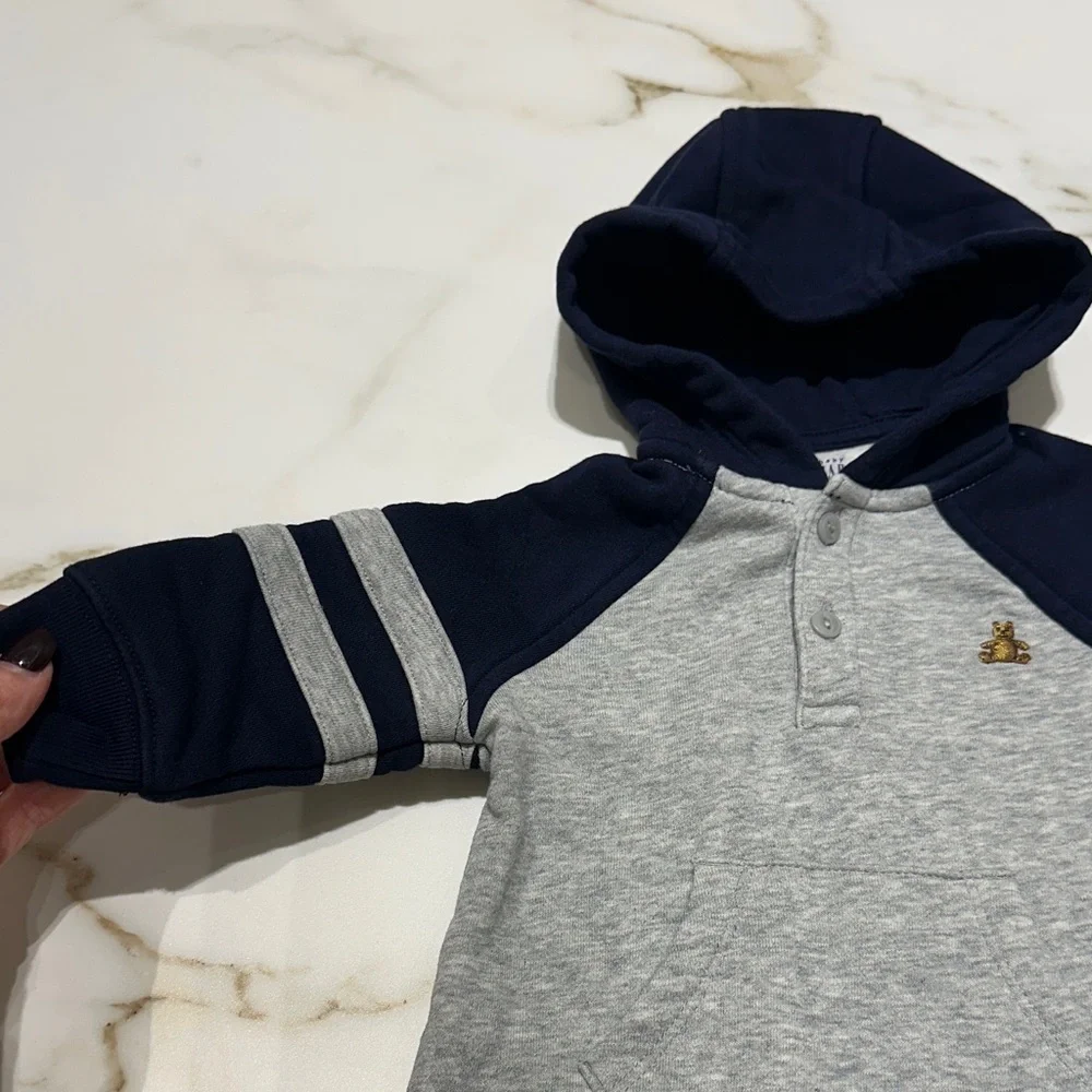GAP Navy and Gray Kids Footie